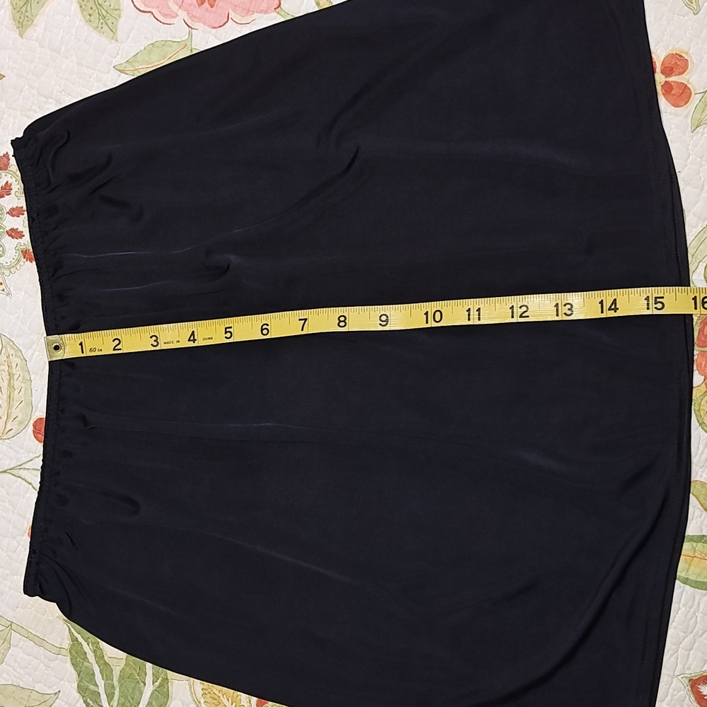 Vassarett Slip - Undergarment - Medium - Picture 3 of 4